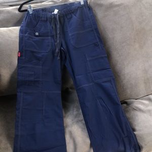 Dickies low rise cargo scrub pants NWOT